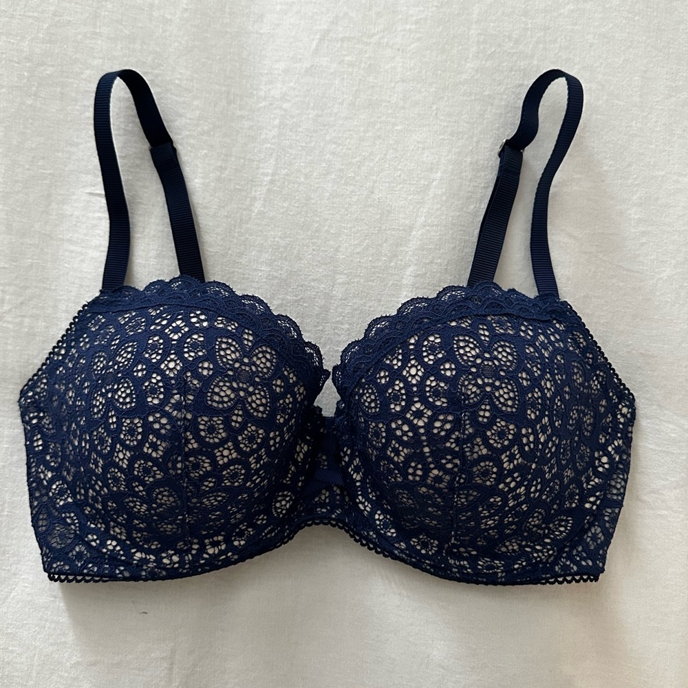 BBlue Lace Victoria's Secret Bra